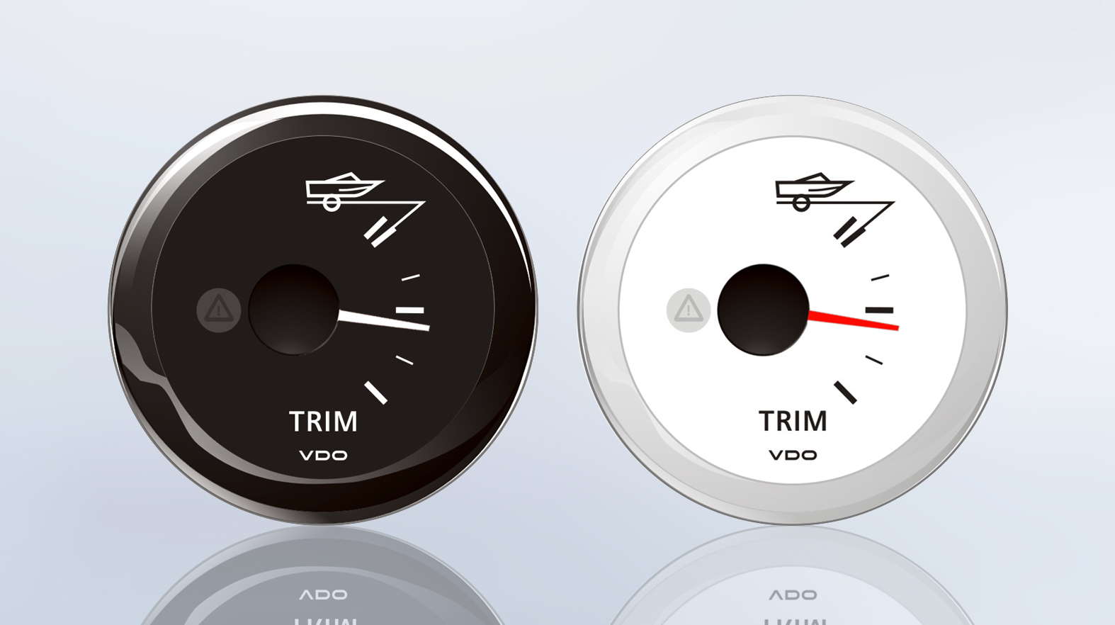 The ViewLine trim gauge provides information about the position of the engine in relation to the boat‘s stern.